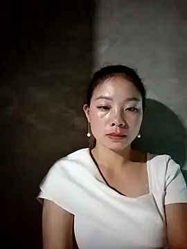 Snapshot of milo123-xx chatting on 10.30.25 milo123-xx online show from 10.30.25