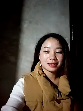 Snapshot of milo123-xx chatting on 11.01.25 milo123-xx online show from 11.01.25