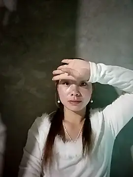 Snapshot of milo123-xx chatting on 11.04.25 milo123-xx online show from 11.04.25