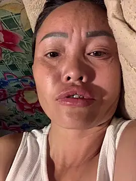 Snapshot of rosa-1200 chatting on 09.25.25 rosa-1200 online show from 09.25.25