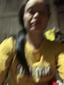 Snapshot of rosa-1200 chatting on 10.16.25 rosa-1200 online show from 10.16.25