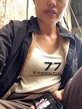 Snapshot of rosa-1200 chatting on 11.01.25 rosa-1200 online show from 11.01.25