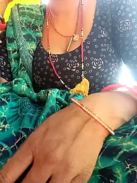 Snapshot of Punam_thakurr chatting on 11.08.25 Punam thakurr online show from 11.08.25