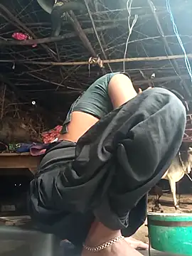 cute diya 12 online show from 11.24.25