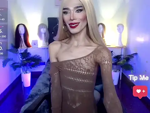 itsmeMonicaloove69 online show from 10.20.25