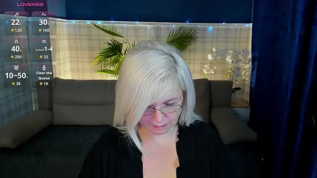 Hella Fabel online show from 01.12.26