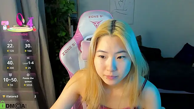 Snapshot of Aisi_18 chatting on 10.03.25 Aisi 18 online show from 10.03.25