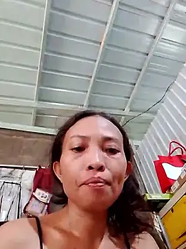 Snapshot of pinayhotii chatting on 09.24.25 pinayhotii online show from 09.24.25