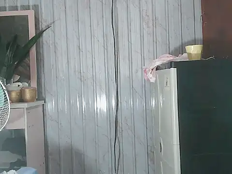 Snapshot of pinayhotii chatting on 10.11.25 pinayhotii online show from 10.11.25