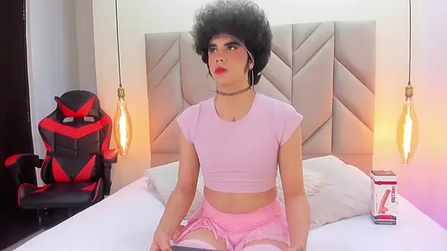 KheylerTomphson online show from 10.24.25