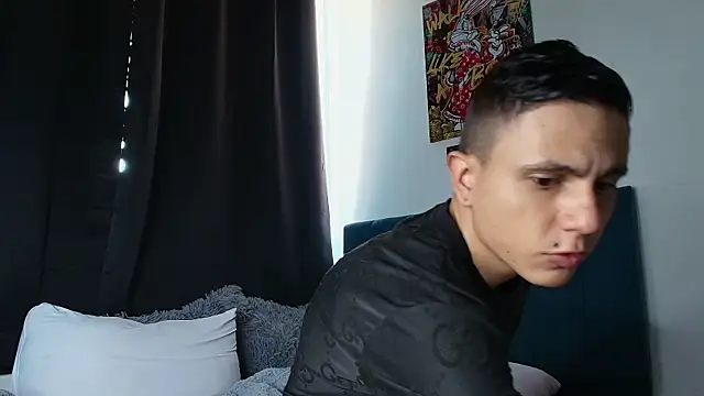 Snapshot of Warmteam777 chatting on 10.16.25 Warmteam777 online show from 10.16.25