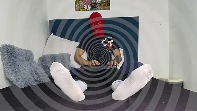 Snapshot of Warmteam777 chatting on 11.16.25 Warmteam777 online show from 11.16.25