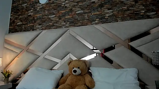 Valery Brand online show from 10.03.25