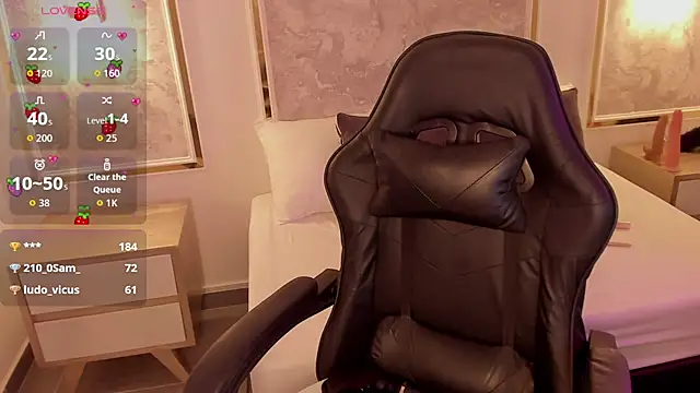 doll eyees  online show from 10.28.25