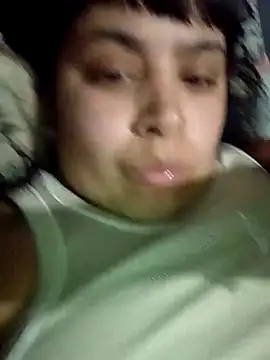 Snapshot of Pomelit00 chatting on 02.24.26 Pomelit00 online show from 02.24.26