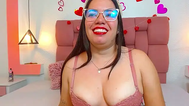 MelanyCruzz online show from 09.10.25