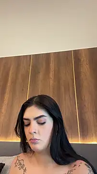 AliceRitter online show from 10.29.25