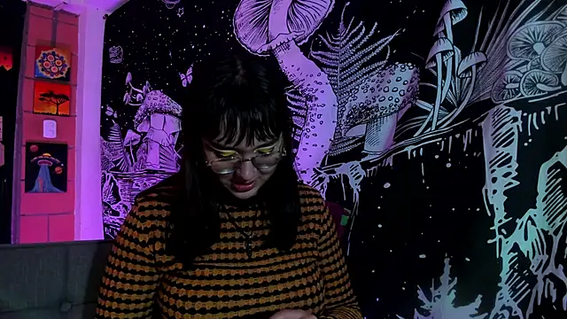 Violetaa Leee online show from 09.14.25