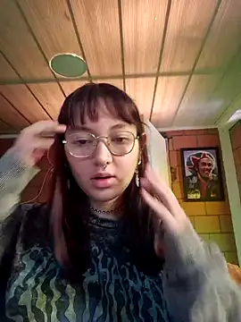 Violetaa Leee online show from 09.19.25
