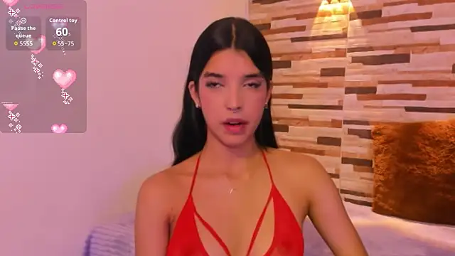 Snapshot of ChloeeMason chatting on 09.15.25 ChloeeMason online show from 09.15.25