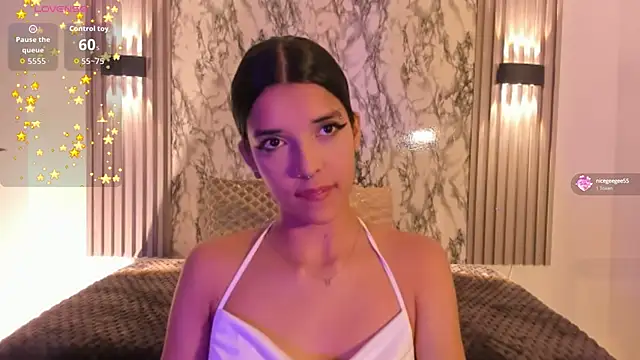 Snapshot of ChloeeMason chatting on 10.04.25 ChloeeMason online show from 10.04.25