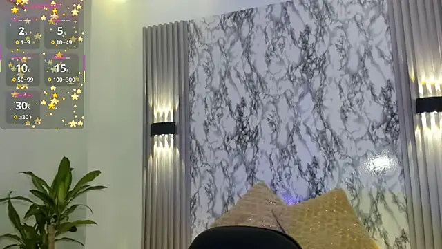 Snapshot of ChloeeMason chatting on 10.23.25 ChloeeMason online show from 10.23.25