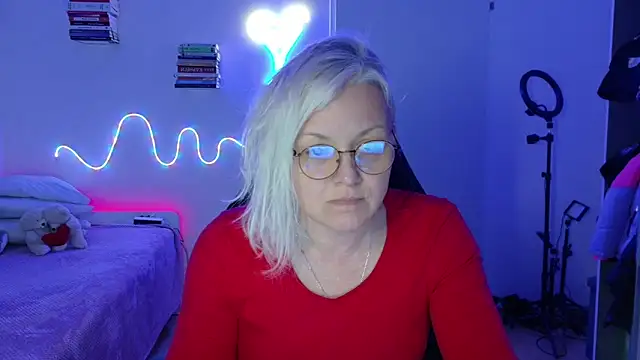 Linsy Kim online show from 03.29.26