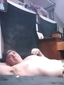 crazyeyes666707 online show from 12.17.25