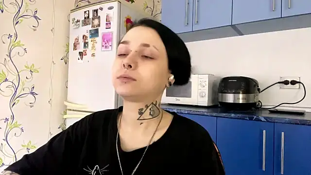 CandaceBlaze online show from 10.13.25