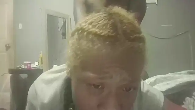 Snapshot of Tishrella6 chatting on 04.05.26 Tishrella6 online show from 04.05.26