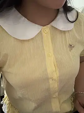 Snapshot of kem_2000 chatting on 10.29.25 kem 2000 online show from 10.29.25