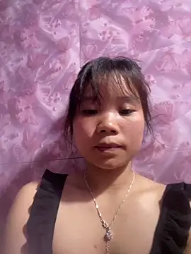 Snapshot of Ngoc-bbi chatting on 05.14.26 Ngoc-bbi online show from 05.14.26