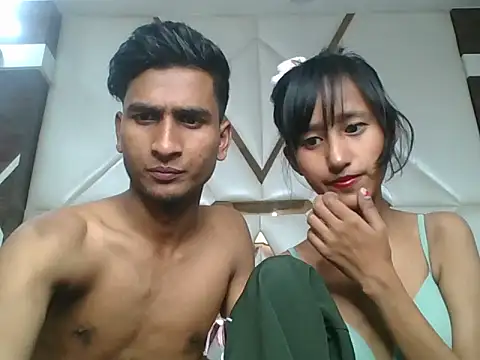 lily 9900 online show from 10.15.25