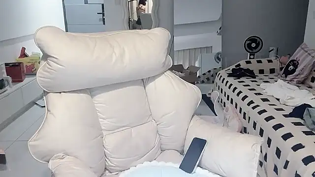 vkvk-VK online show from 11.05.25