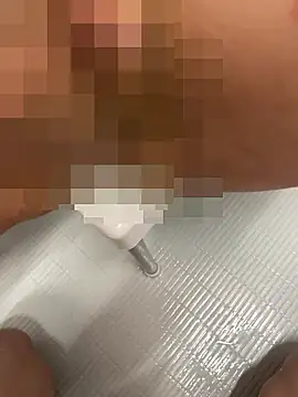 Snapshot of chinsemechan chatting on 11.02.25 chinsemechan online show from 11.02.25