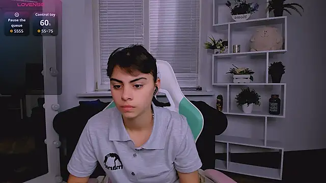 Cocoa Sins online show from 11.02.25