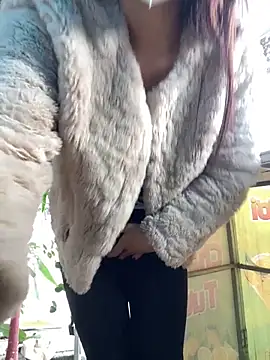 Clara8899 online show from 11.21.25