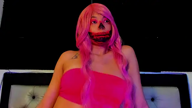 Snapshot of Akalidemon chatting on 10.02.25 Akalidemon online show from 10.02.25