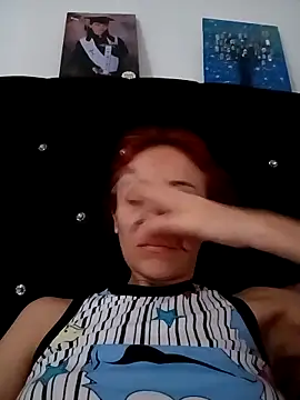 dulcelatin21 online show from 10.06.25