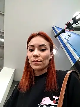 dulcelatin21 online show from 10.09.25