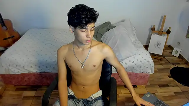 AliottTwink online show from 01.09.26