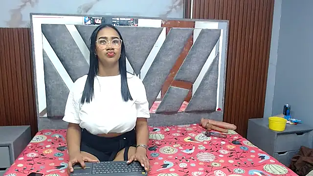 Snapshot of sanabeltits202cl chatting on 09.17.25 sanabeltits202cl online show from 09.17.25