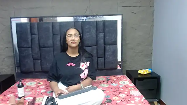 Snapshot of sanabeltits202cl chatting on 09.30.25 sanabeltits202cl online show from 09.30.25