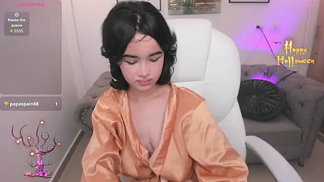 pekylove  online show from 10.14.25