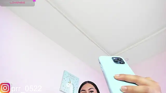 paula cosio online show from 10.29.25