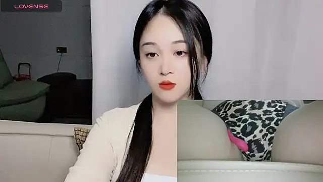 woaiqinqin online show from 09.27.25