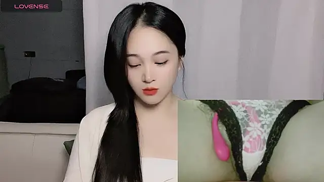 woaiqinqin online show from 10.20.25