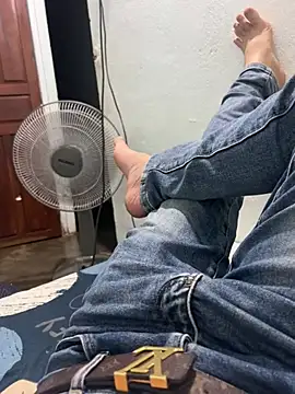 letruong6879 online show from 04.12.26