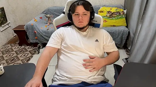 desiredude9 online show from 10.20.25