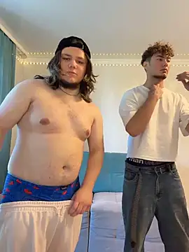 Snapshot of desiredude9 chatting on 06.27.26 desiredude9 online show from 06.27.26